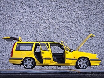 Volvo 850 T5R 1:18 Autoart - 5