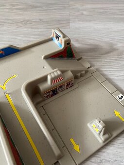 Hot Wheels dráhy + 8 aut - 5