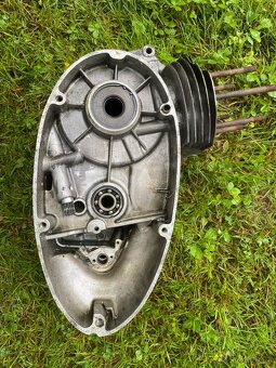 MOTOR JAWA 350 362 CALIFORNIAN - 5