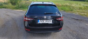 Superb combi 2,0 Tdi - 5