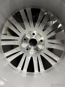Superb R19 Nová originální zimní sada - 5