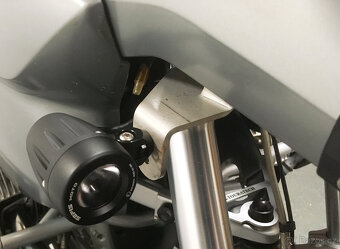 Držáky přídavných světel R 1200 GS/A (K25) - 5