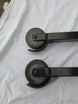 Kolečkové lyže INOVIK - 5