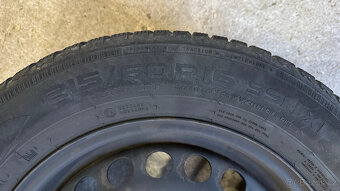 Zimní pneu Nokian 215/60 R16 99H XL - 5