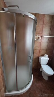 Sprchový kout s keramickou vaničkou - 5