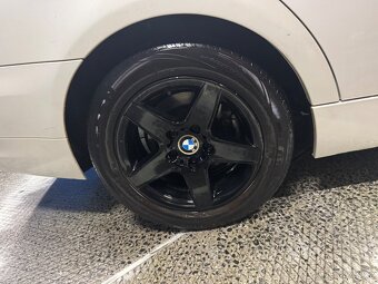 BMW e91 318i - 5