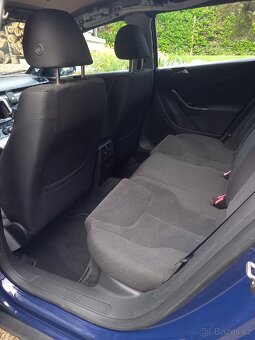 VW Passat B6 - roleta kufru - 5