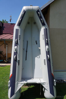 Člun HonWave T38-IE2 LG - 5