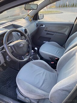 Ford Fusion - 5