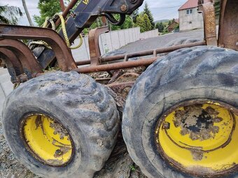 Vyvážecí traktor Timberjack 1110D - 5