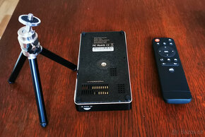 Miniprojektor TOUMEI multimedia výborný stav - 5