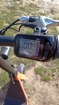 SLEVA Elektrokoloběžka X-scooters XS01 36V Li - 5