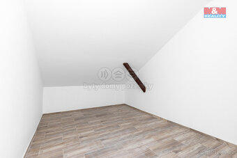 Pronájem bytu 3+1, 80 m², Pardubice, ul. Dašická - 5