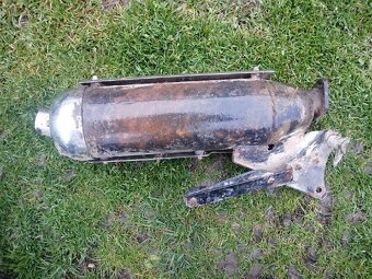 Výfuk - skútr - katalyzátor - 5