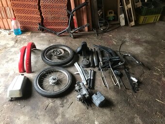 Prodám babettu na náhradní díly 210 - 5