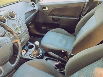 Prodej Ford Fiesta 1.3 - 5