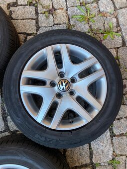 Letní sada kol na Volkswagen Sharan 215/55ZR16 97W - 5