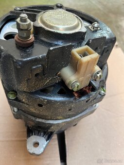 Alternátor Gaz,Uaz,Zil. - 5