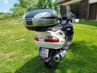 Suzuki Burgman 650 - 5