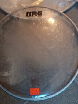 Stojan not. na klarinet kufr,blány bicí,plátky na klar.a sax - 5