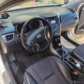 Hyundai i30 1.6crdi 81kw - 5