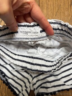 Troje dívčí kraťasy, vel. 116/122 cm - 5