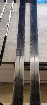 Dětské běžky ATOMIC PRO C1 grip JR s vázáním + běžecké hůlky - 5