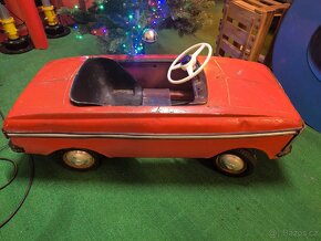 Šlapací autíčko Moskvič - 5
