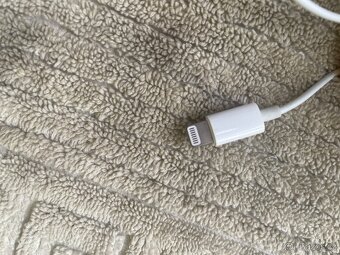 Apple sluchátka nové - 5