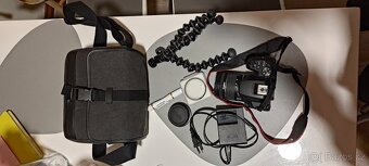 Canon EOS 250D, EFS 18-55mm - 5