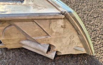 Xenony Škoda Octavia 2 - 5