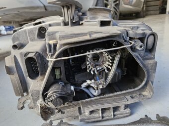 Přední světlomet Audi A5 - 5