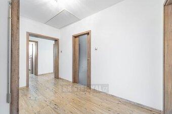Prodej rodinného domu 240 m², pozemek 917 m² - Kaplice - 5