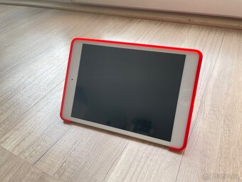 Tablet iPad Mini 2 - WiFi / 16GB / 7,9" - 5