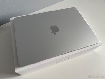 Macbook Air 13” M4 - 5