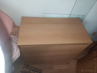 Dřevěné skříně - 5