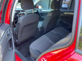 VW Golf 7 combi 3/2017 cr 1 majitel top stav - 5