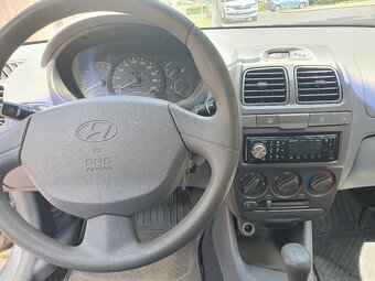 Expediční Hyundai Accent :-) - 5