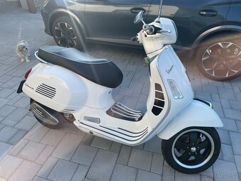 Vespa GTS Super 300 - 5