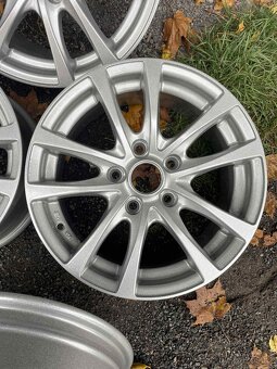 Alu kola 5x114,3 R15 nový lak - 5