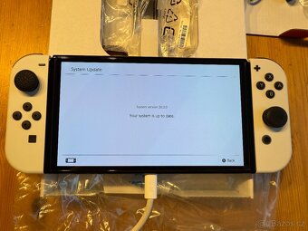 Nintendo Switch OLED 7" 64GB White dock - 5