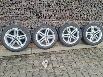 Alu kola 17" orig Ford + sada matek - 5