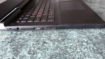 Kompletní šasi na Dell P65F - 5