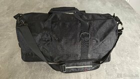 Supreme černá cestovní taška - 5