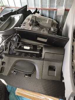 Prodám díly ford - 5