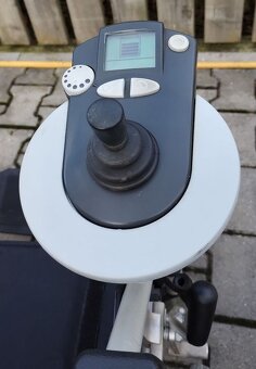 Elektrický invalidní vozík s pohonem E-fix 25. - 5