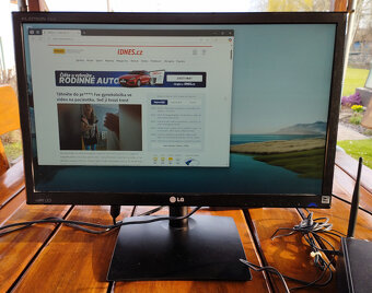 Monitor LG - 5