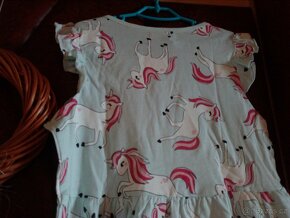 Prodam nove saty s vysackou a moc pekne,vel.140,spise mensi, - 5