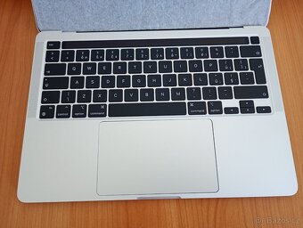 MacBook PRO 13 palců M1 chip 8 RAM 256 SSD NOVÝ 14cyklů - 5