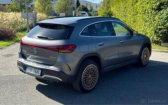 Mercedes-Benz EQA 350 4MATIC AMG - 5